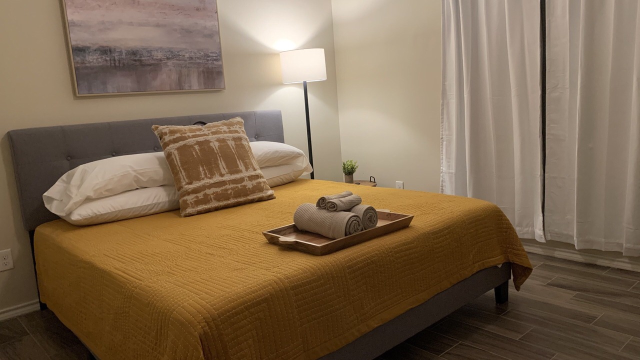 Photo of Bedroom in Edinburg