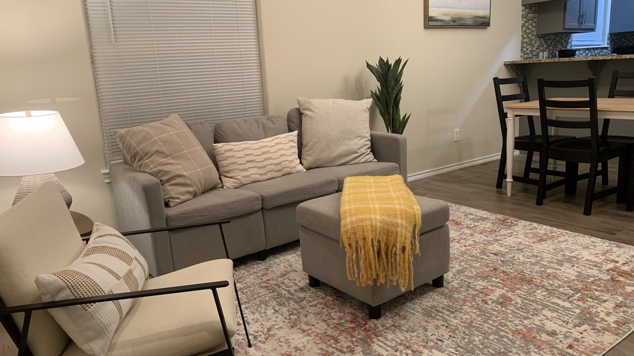 Photo of Livingroom in Edinburg