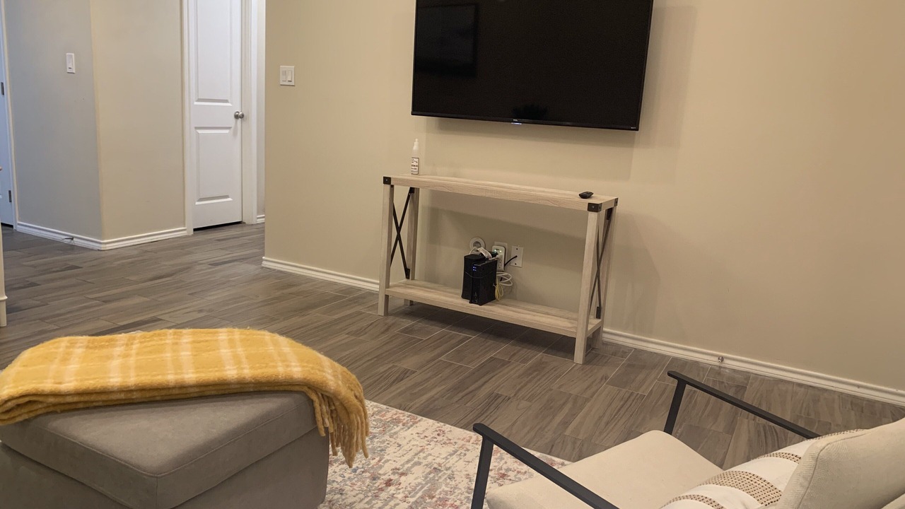 Photo of Livingroom in Edinburg