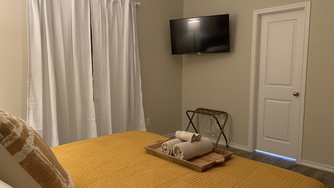 Photo of Bedroom in Edinburg