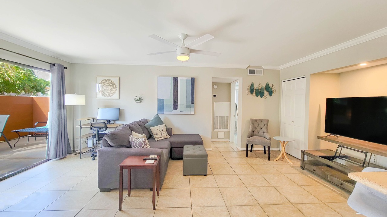 Photo of Livingroom in South Scottsdale