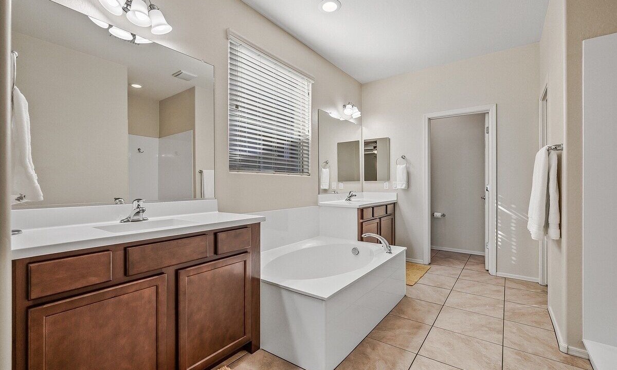 Photo of Bathroom in South Mountain