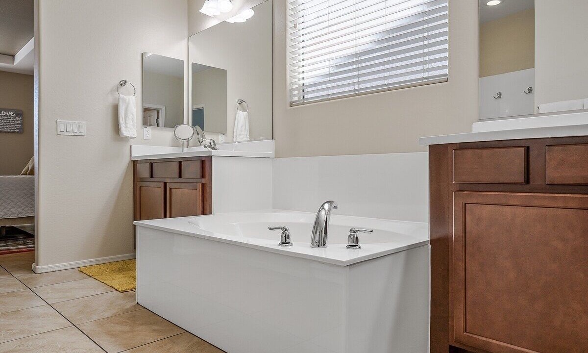 Photo of Bathroom in South Mountain