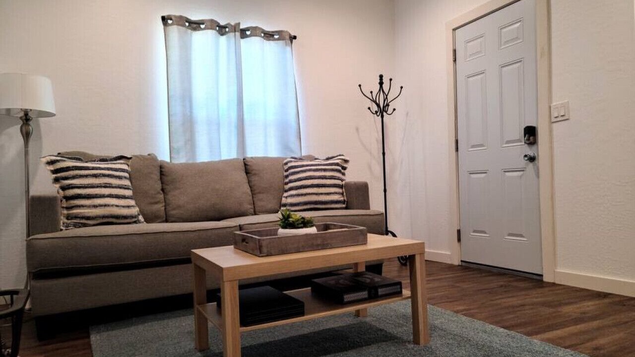 Photo of Livingroom in Governmental Mall