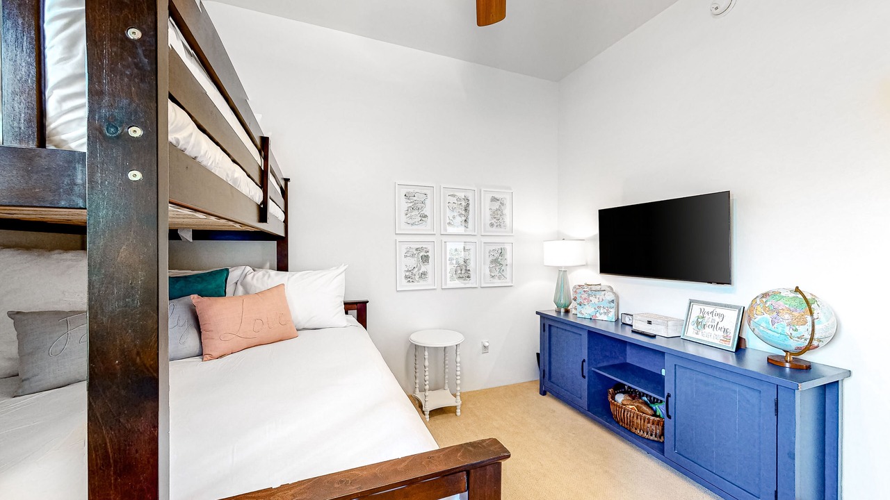 Photo of Bedroom in Dove Mountain