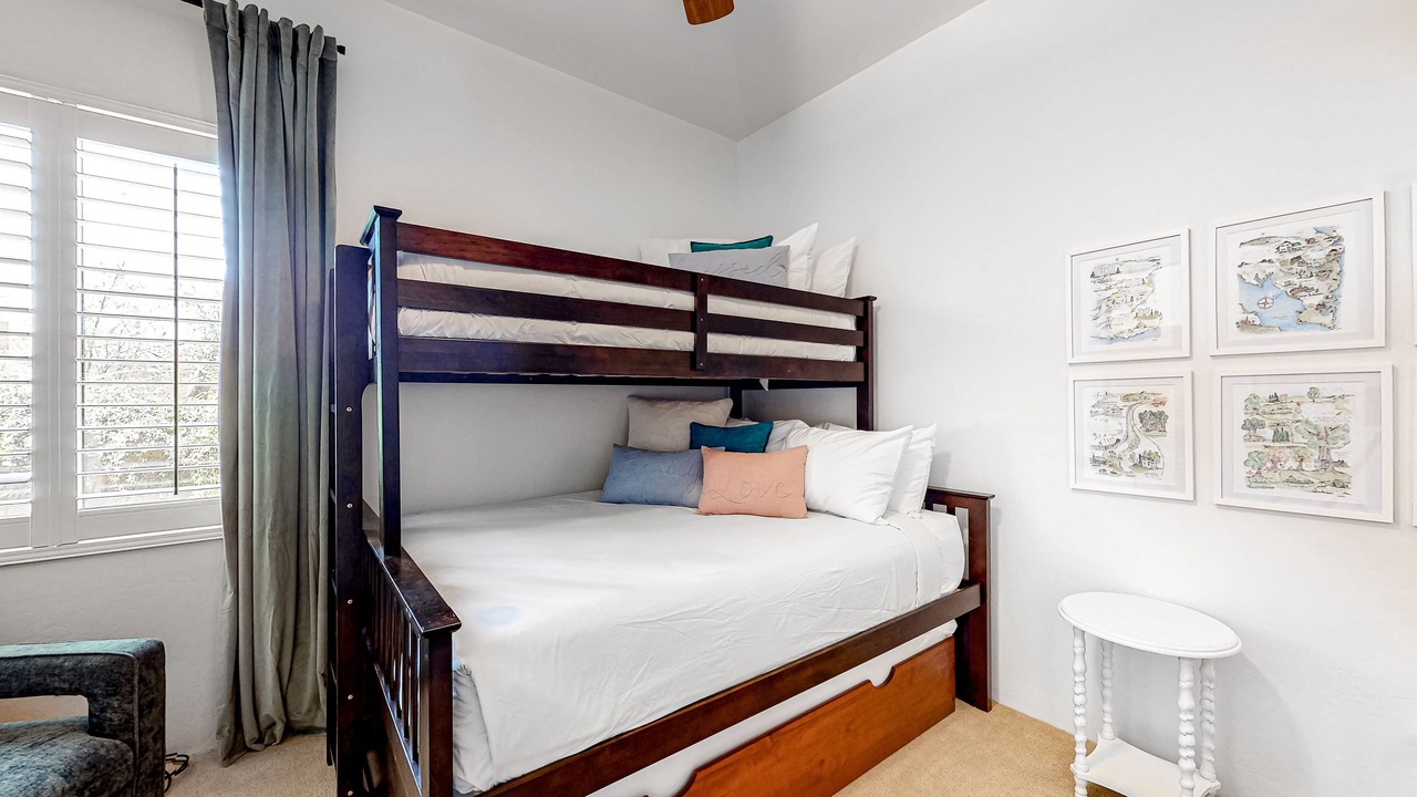 Photo of Bedroom in Dove Mountain