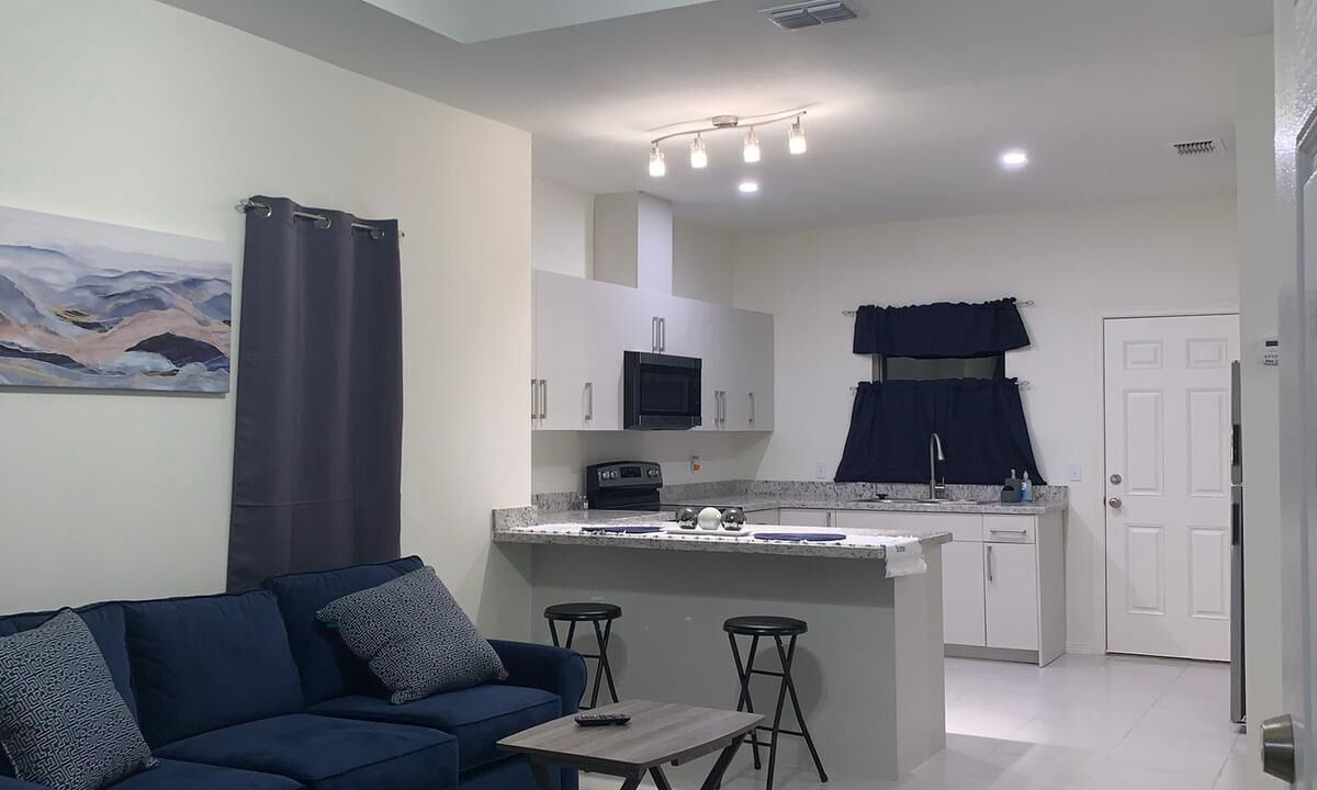 Photo of Livingroom in Edinburg
