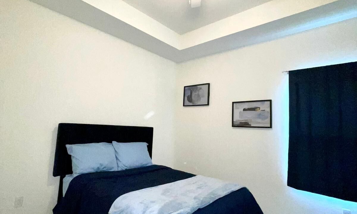 Photo of Bedroom in Edinburg