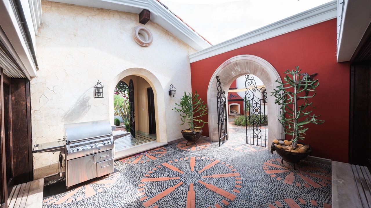 Photo of Patio Balcony in Buzzards