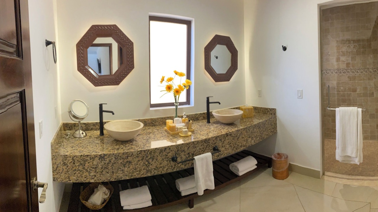 Photo of Bathroom in Cabo San Lucas