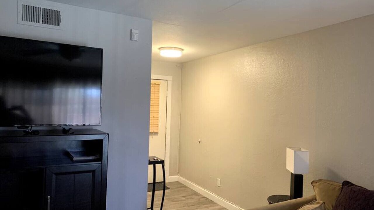 Photo of Livingroom in Jen Tilly Terrace