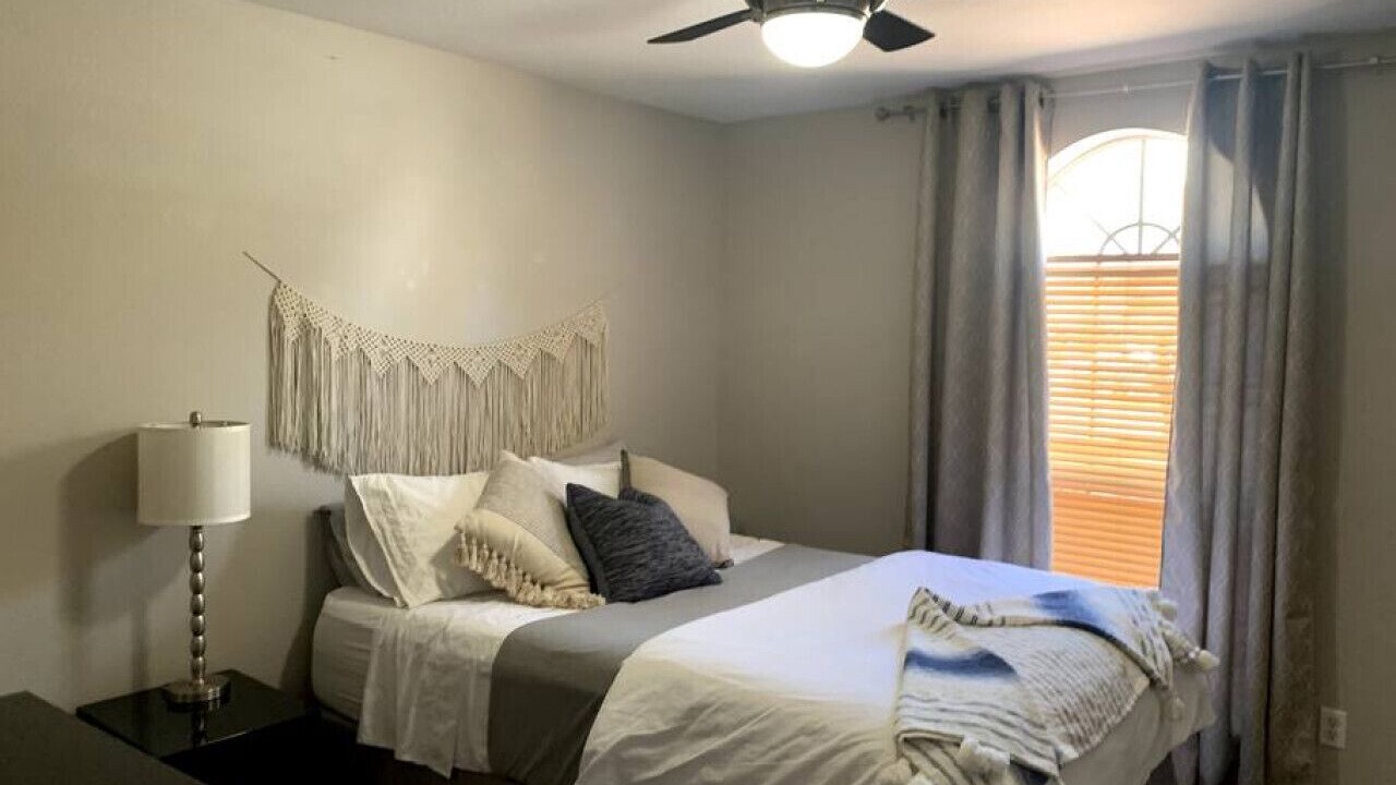 Photo of Bedroom in Jen Tilly Terrace