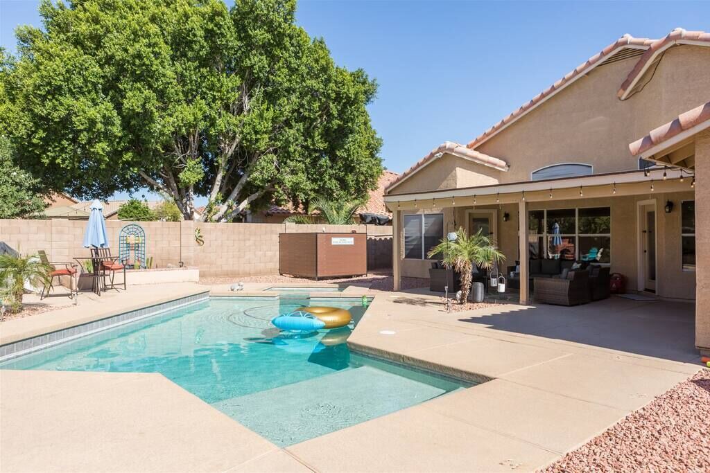 Photo of Outdoor in Avondale