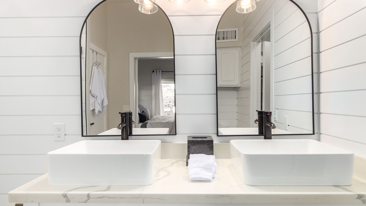 Photo of Bathroom in Desert Ridge