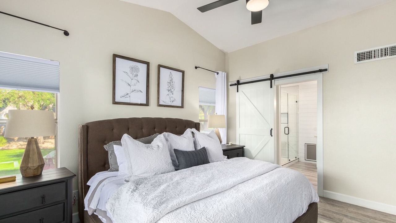 Photo of Bedroom in Desert Ridge