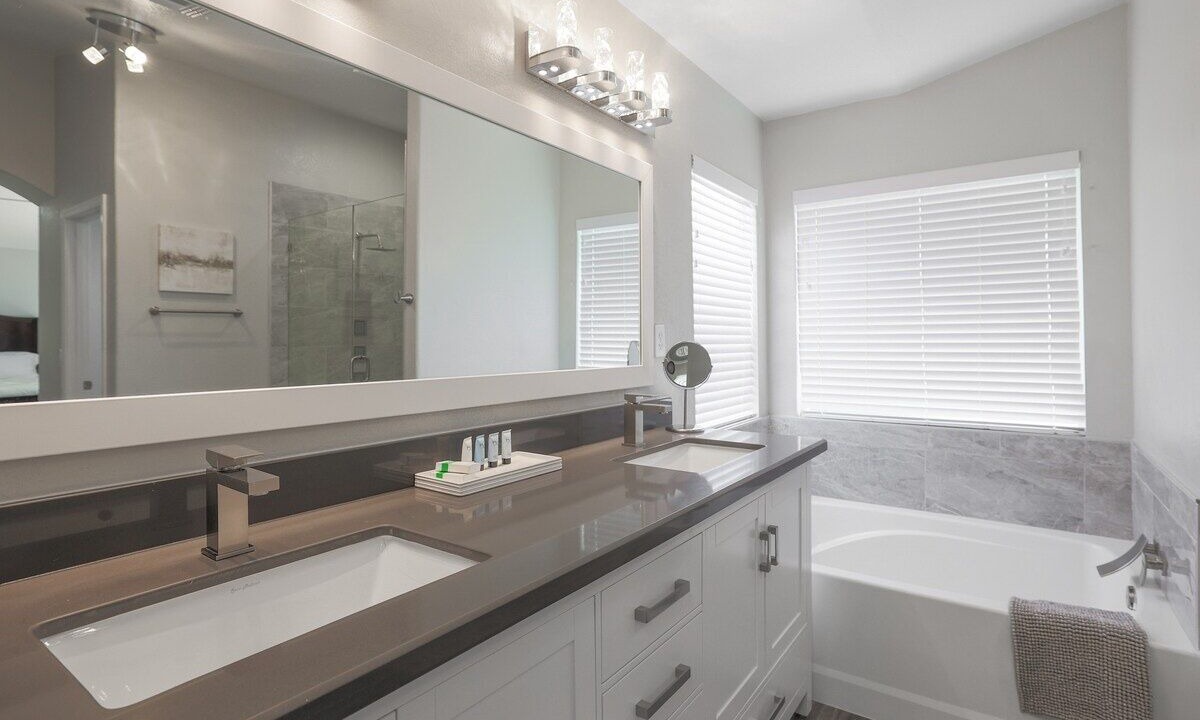 Photo of Bathroom in Mountain Vista Ranch