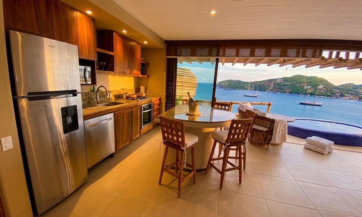 Photo of Kitchen in Zihuatanejo