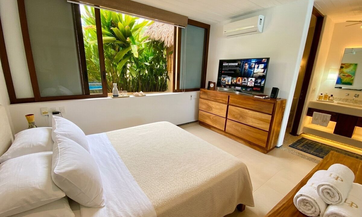 Photo of Bedroom in Zihuatanejo