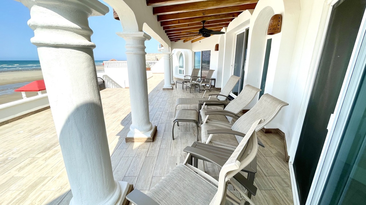 Photo of Patio Balcony in Las Conchas