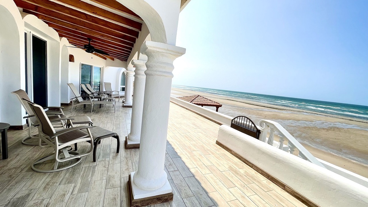Photo of Patio Balcony in Las Conchas