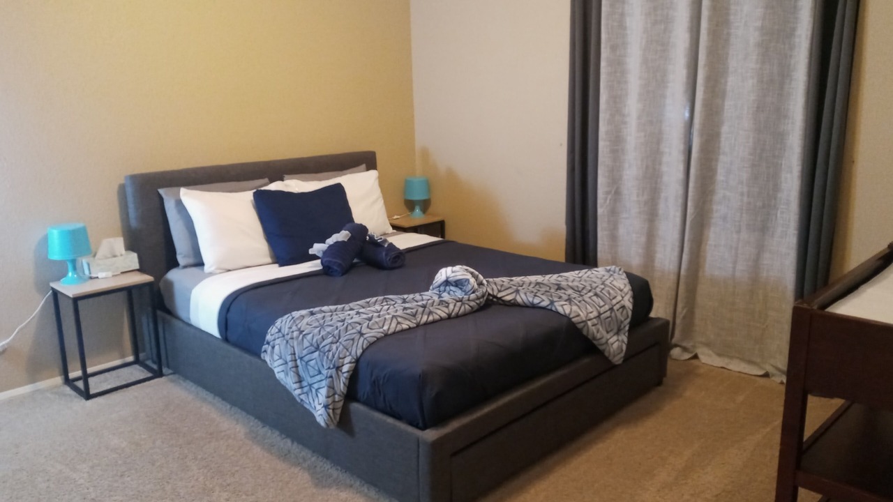 Photo of Bedroom in Paradise Valley Village