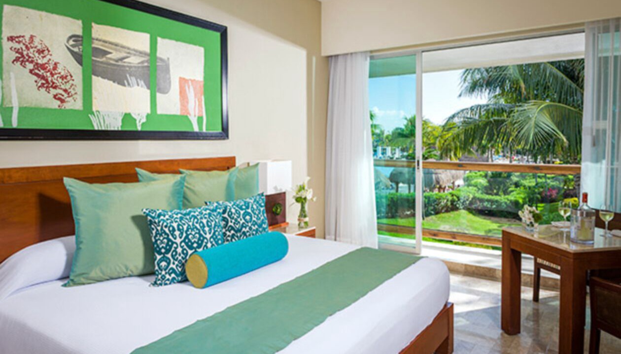 Photo of Bedroom in Playacar Fase II