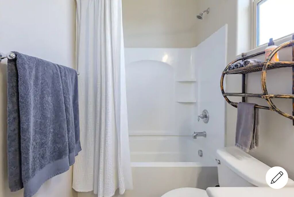 Photo of Bathroom in Anthem