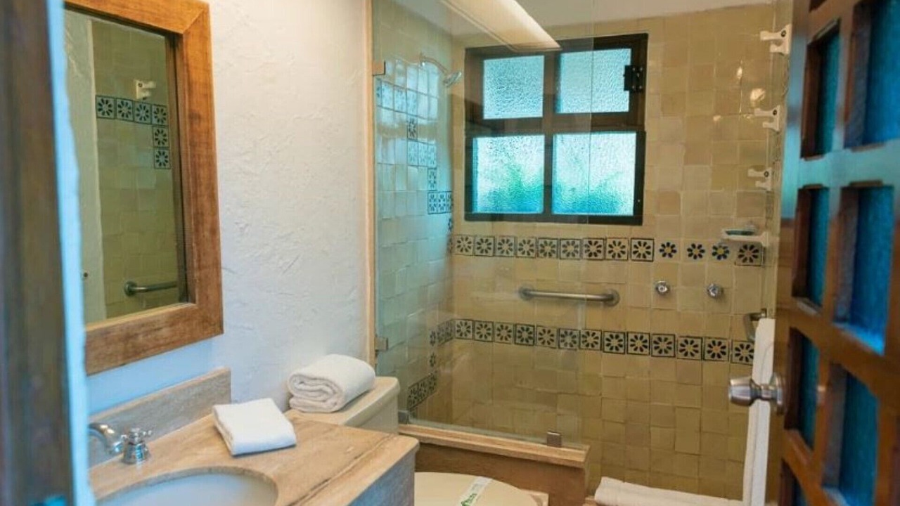 Photo of Bathroom in Cerritos