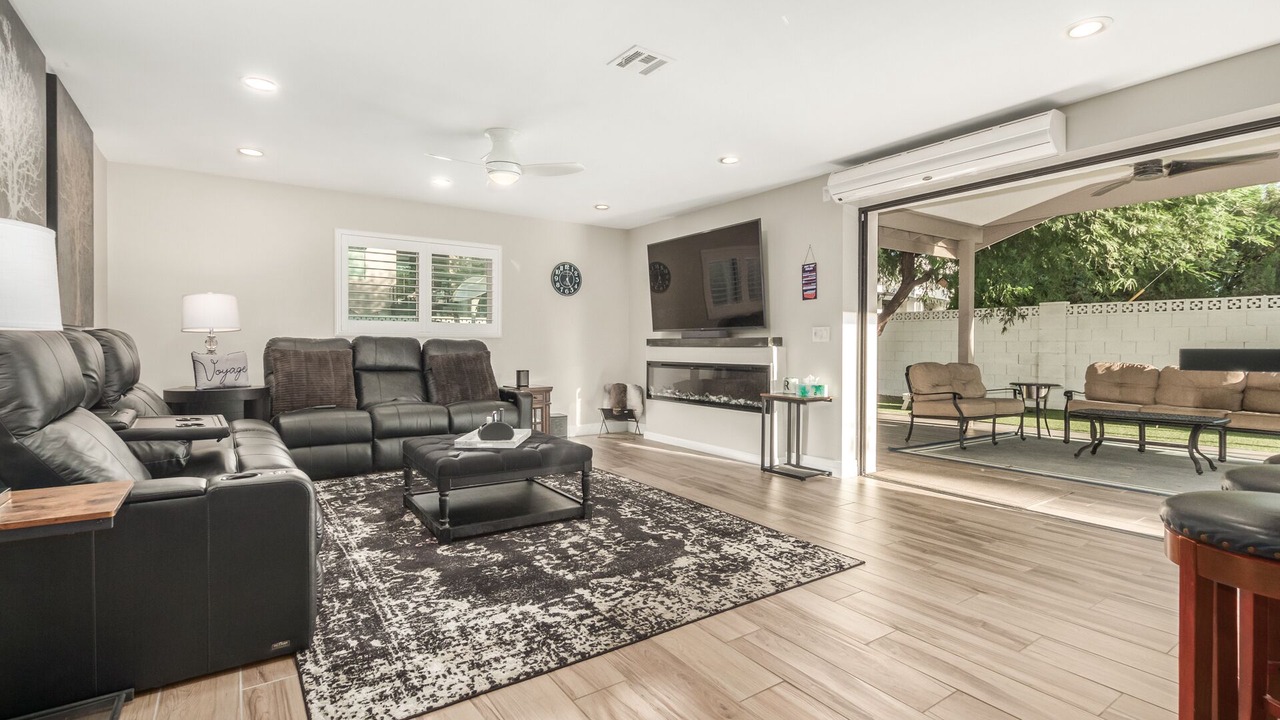 Photo of Livingroom in South Scottsdale