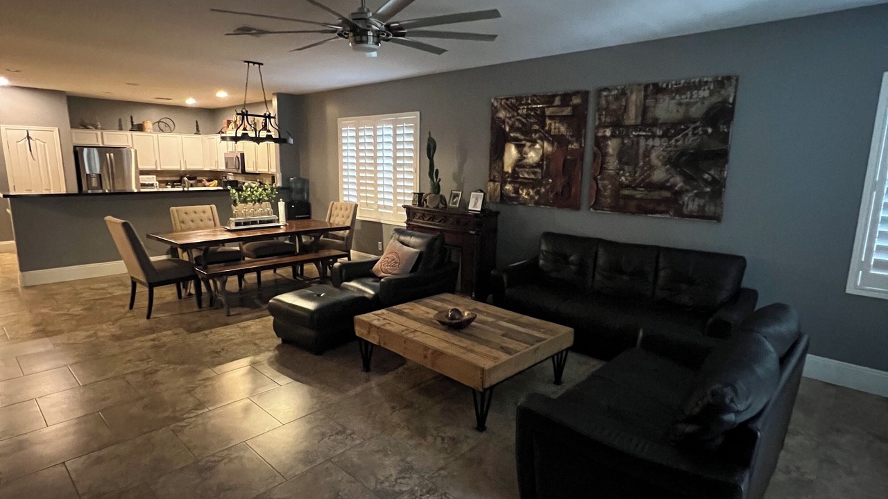 Photo of Livingroom in Watson Estates