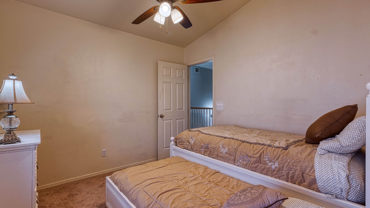 Photo of Bedroom in Arrowhead Shores