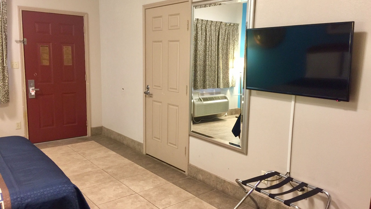 Photo of Bedroom in Edinburg