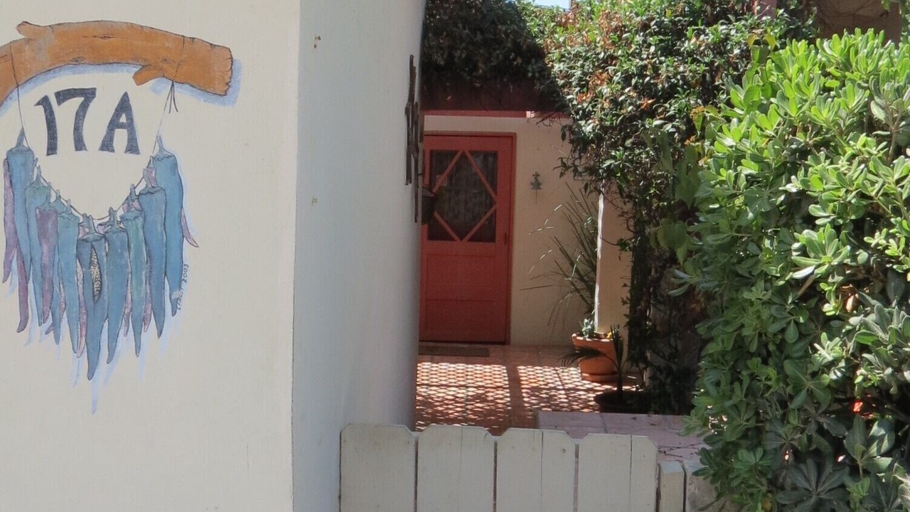 Photo of Outdoor in Popular 1989