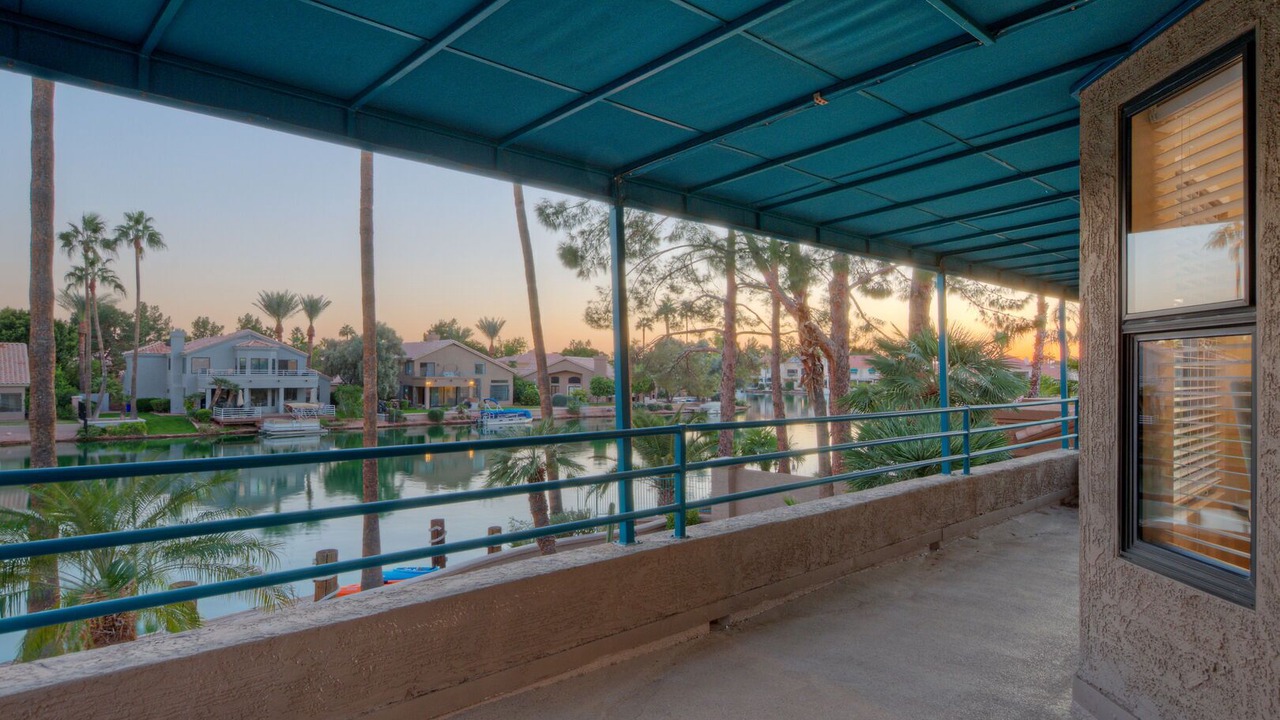 Photo of Patio Balcony in Crystal Shores