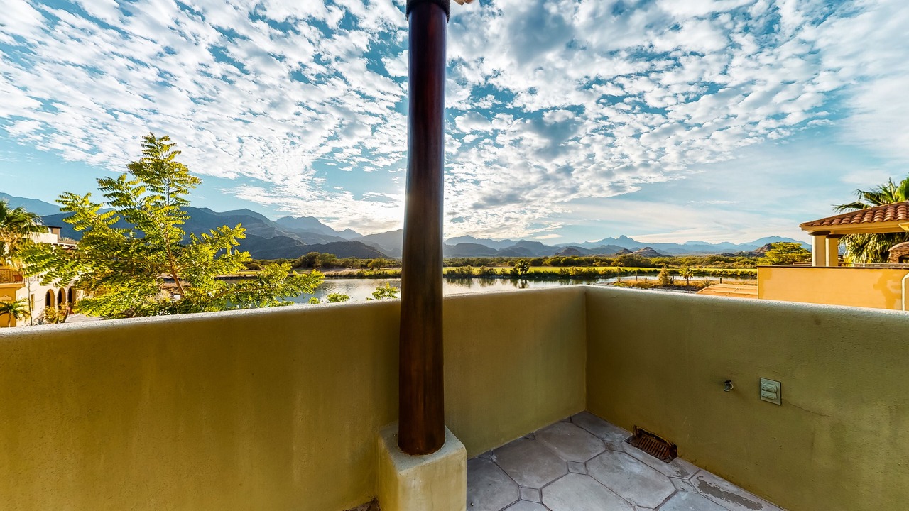 Photo of Patio Balcony in Nopolo