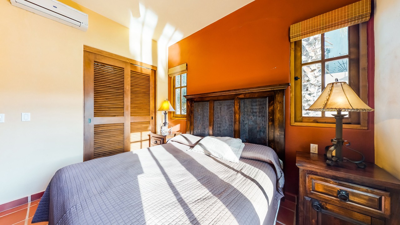 Photo of Bedroom in Nopolo