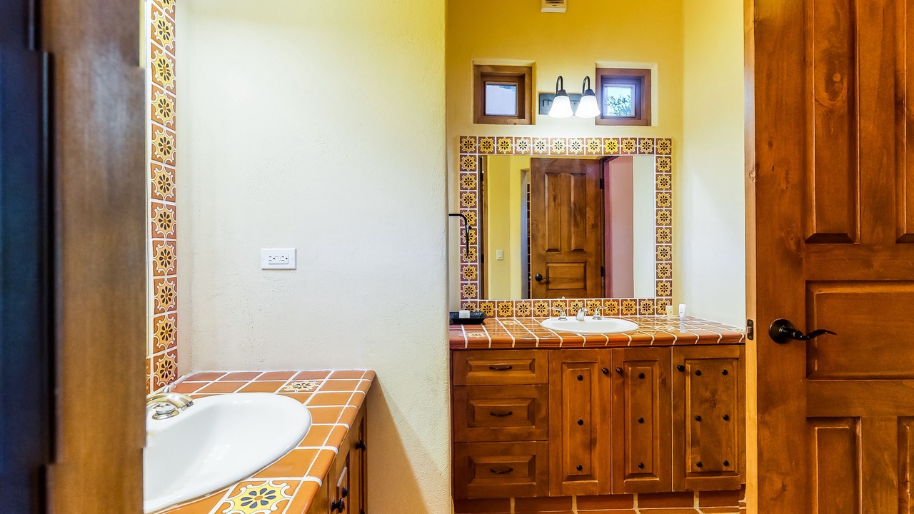 Photo of Bathroom in Nopolo