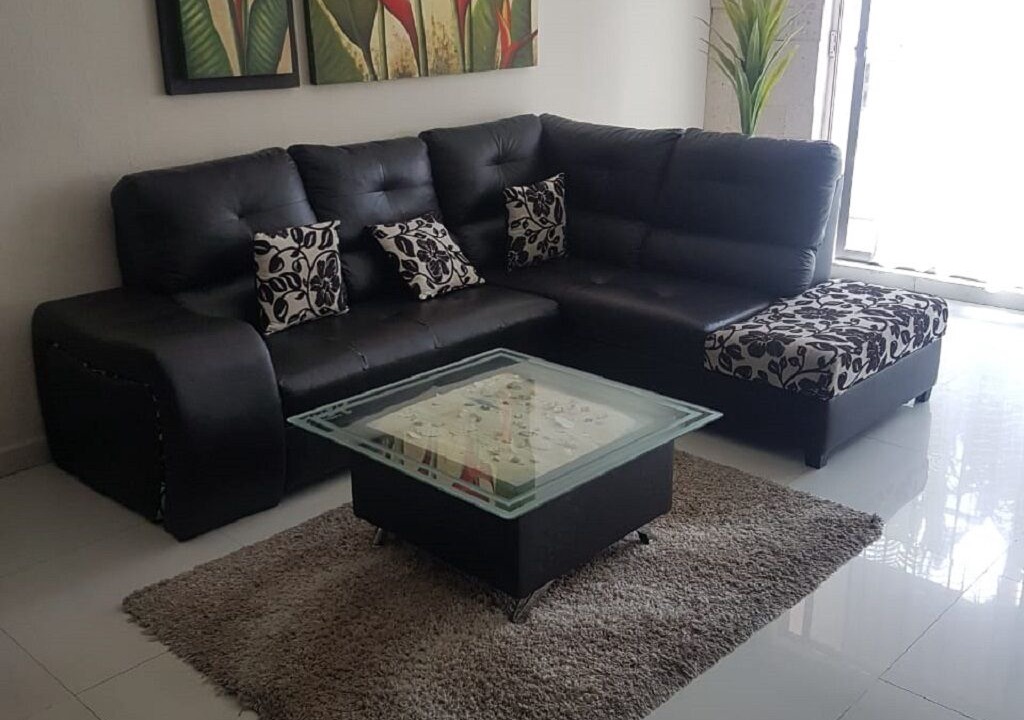Photo of Livingroom in 12th Street