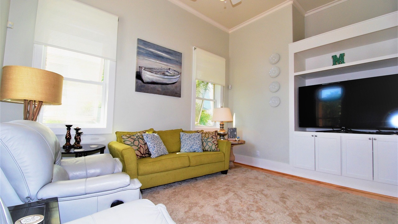 Photo of Livingroom in The Shores