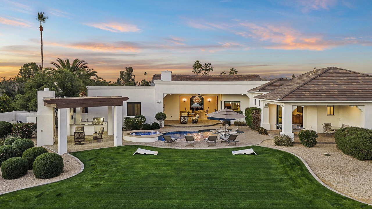 Photo of Outdoor in Tierra Feliz North
