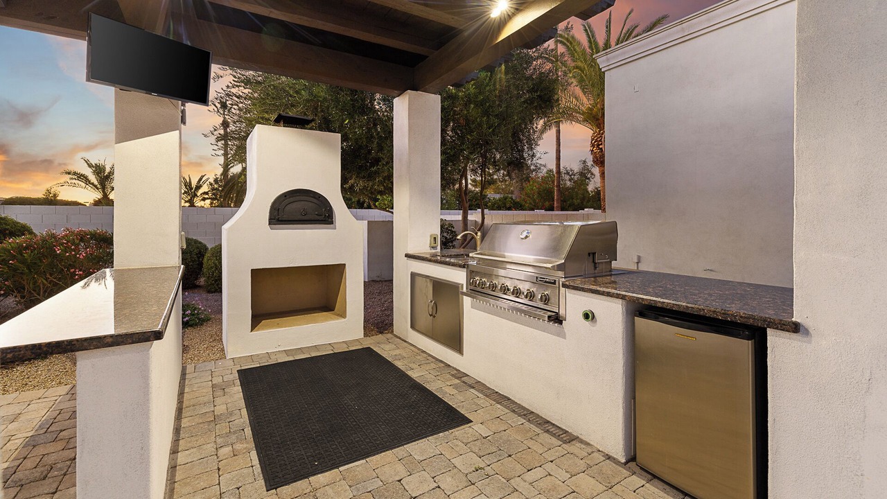 Photo of Outdoor in Tierra Feliz North