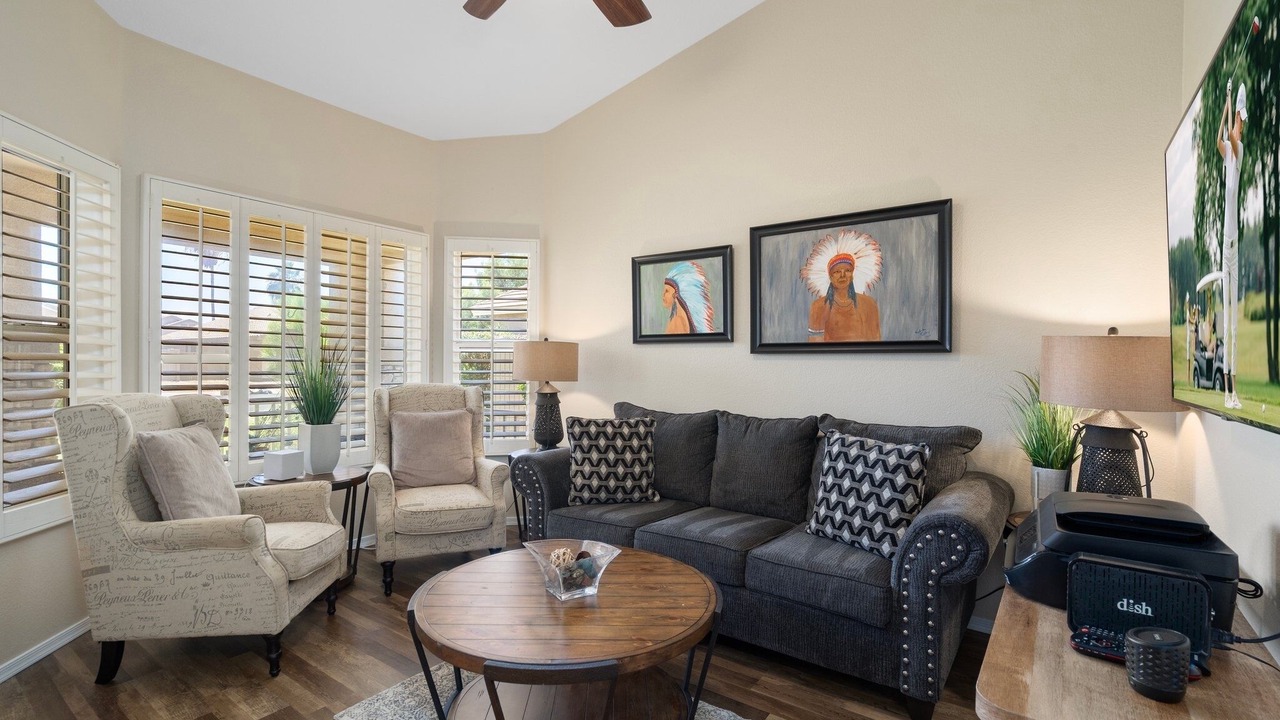 Photo of Livingroom in Coldwater Springs
