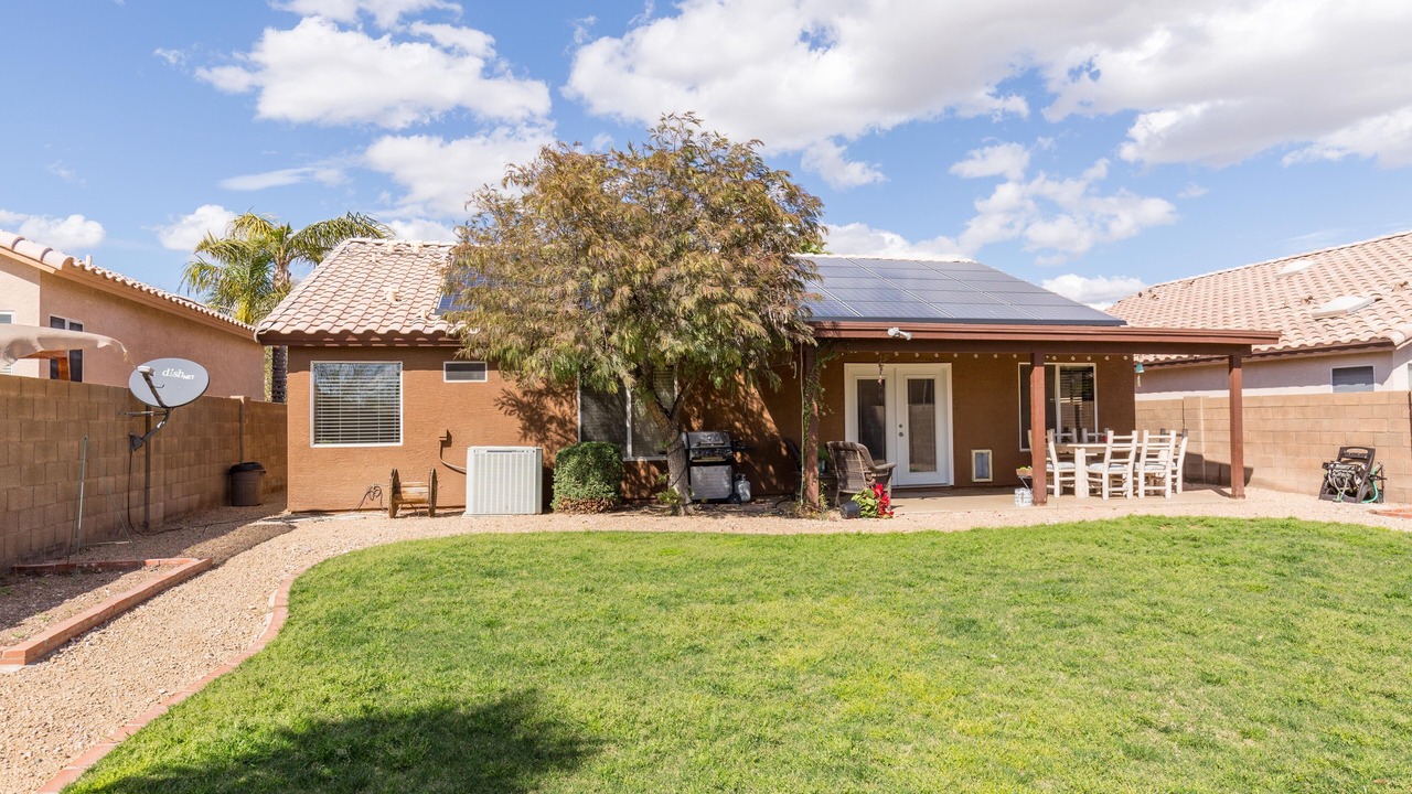 Photo of Outdoor in Paradise Valley Village
