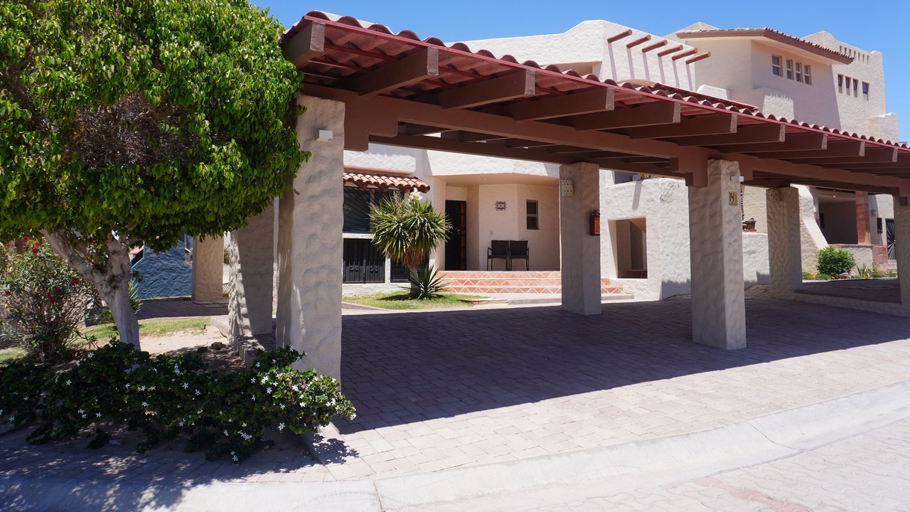 Photo of Outdoor in Bella Vista