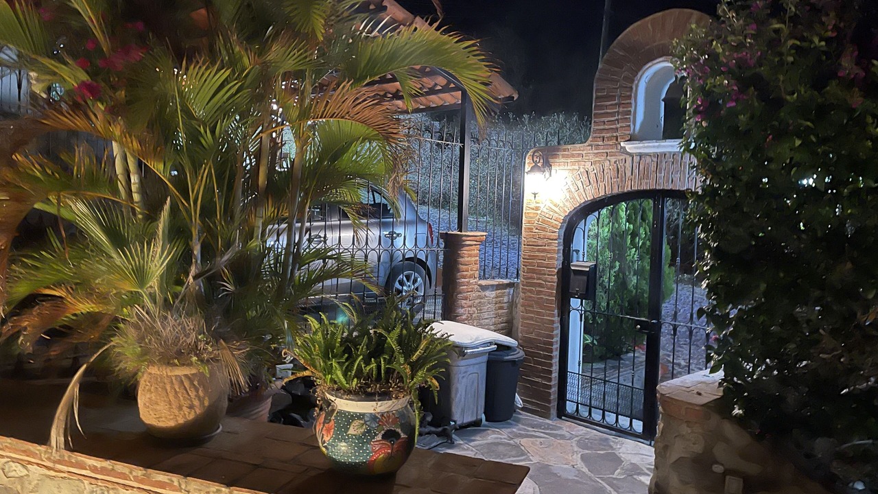 Photo of Patio Balcony in Raquet Club