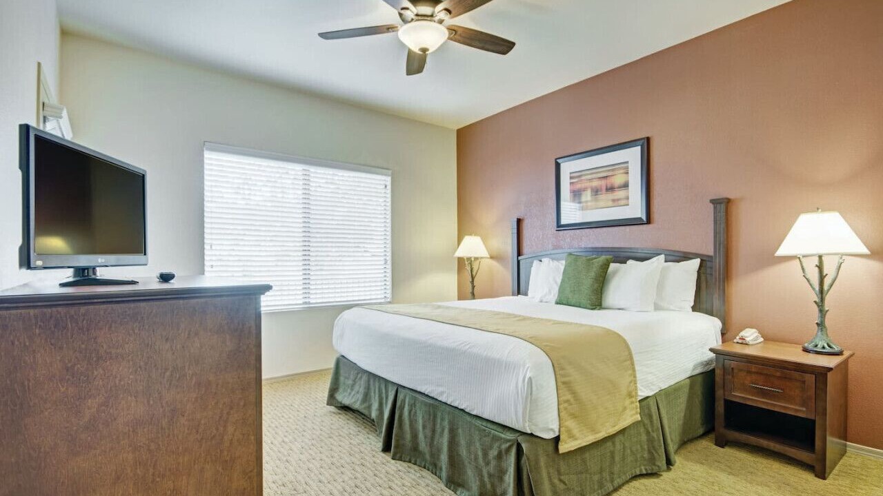 Photo of Bedroom in Ahwatukee Foothills
