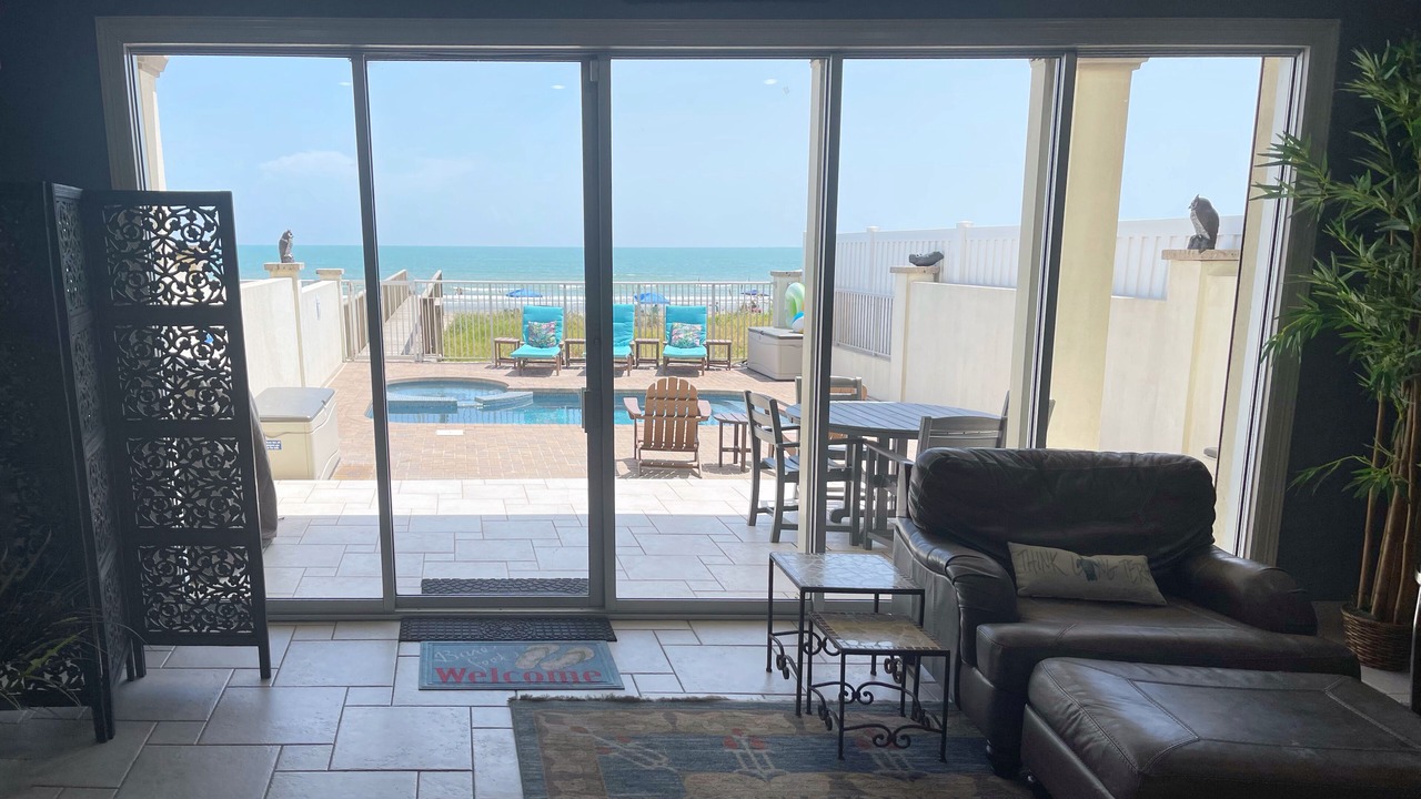 Photo of Livingroom in South Padre Island