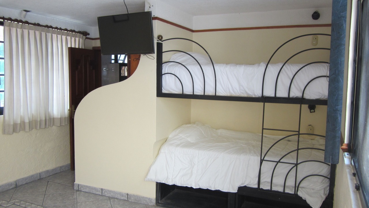 Photo of Bedroom in Raquet Club