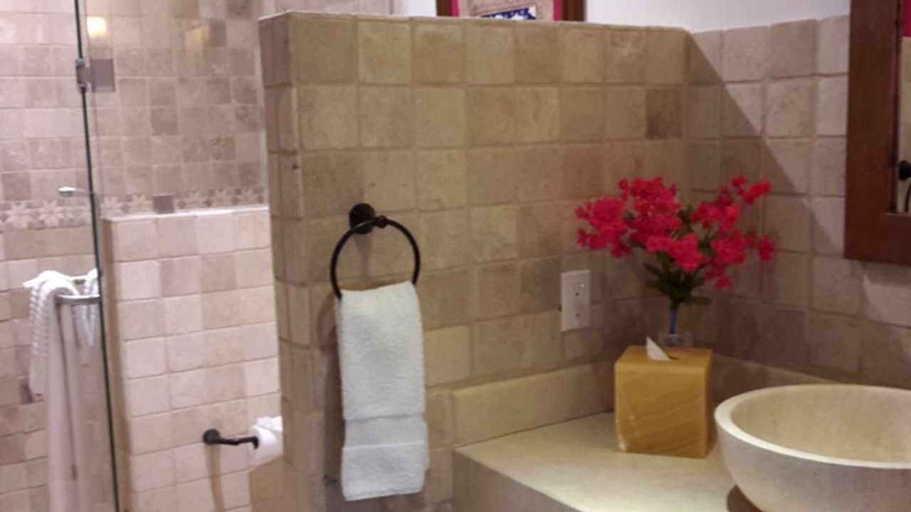 Photo of Bathroom in Ildefonso Green