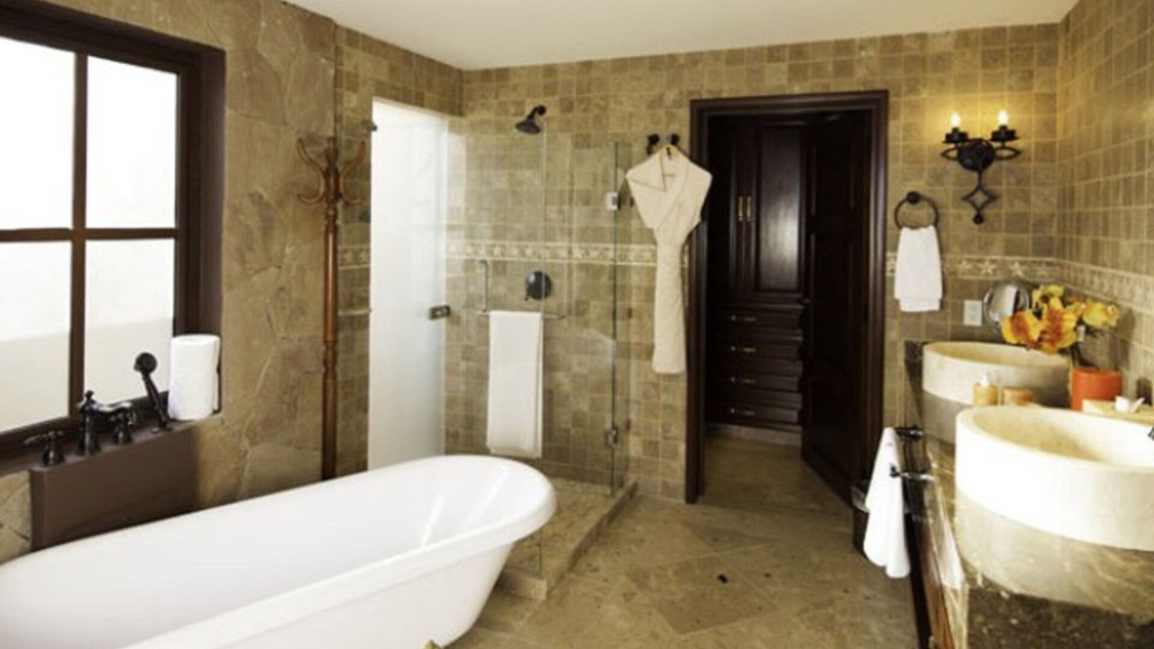 Photo of Bathroom in Ildefonso Green